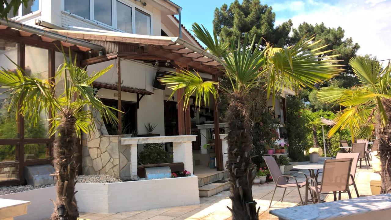 Cavo Paradiso Villa Aszproválta Kültér fotó