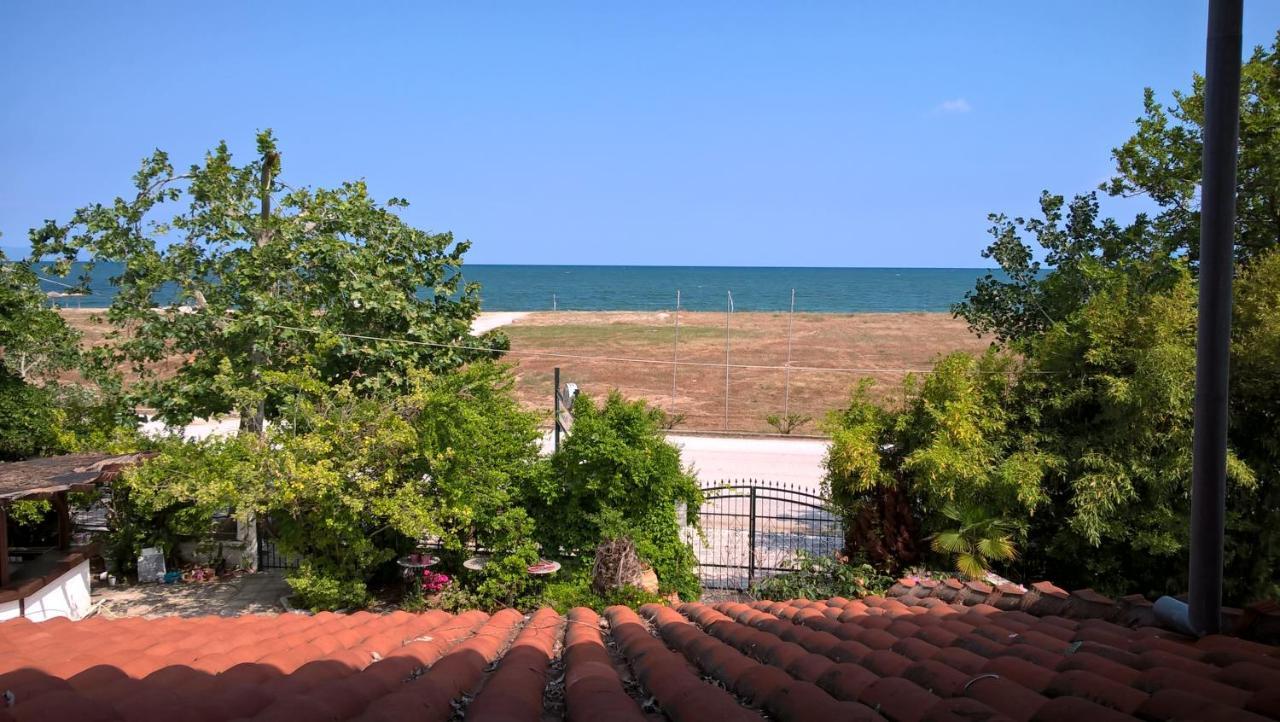 Cavo Paradiso Villa Aszproválta Kültér fotó